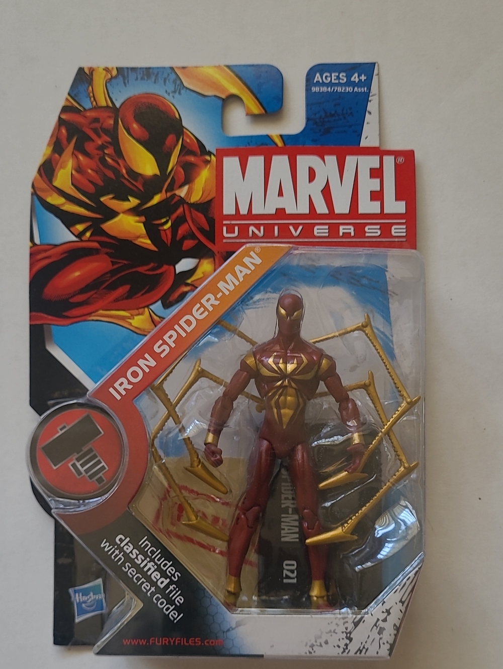 Marvel Universe Series 9 Iron Spider-Man Action Figure